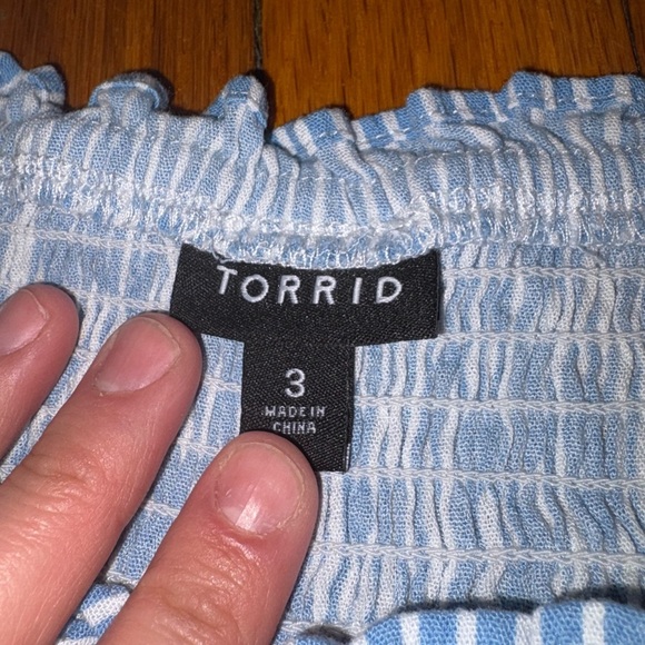 Torrid Striped Puff Sleeve Peasant Top - Picture 2 of 6